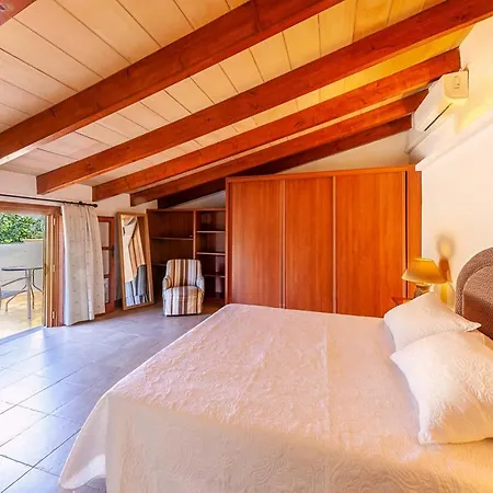 Mala Garbo By Sealand *