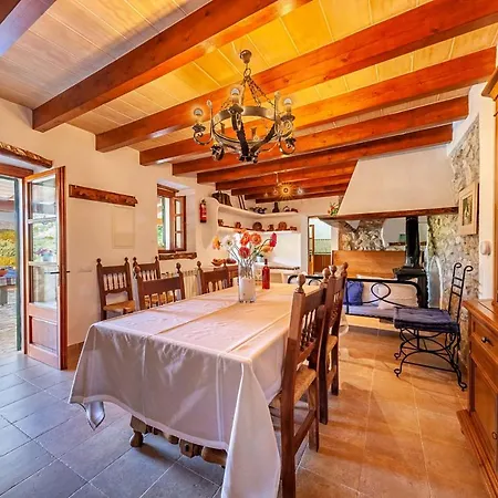 Villa Mala Garbo By Sealand Pollença