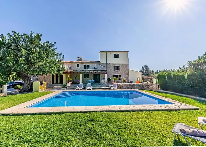 Mala Garbo By Sealand Willa *