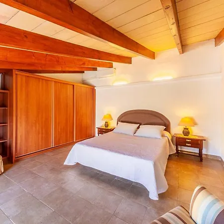 Mala Garbo By Sealand * Pollenca